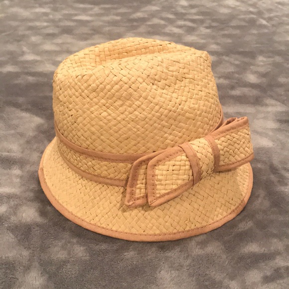 One Size Beige Paper Hat - Picture 1 of 6